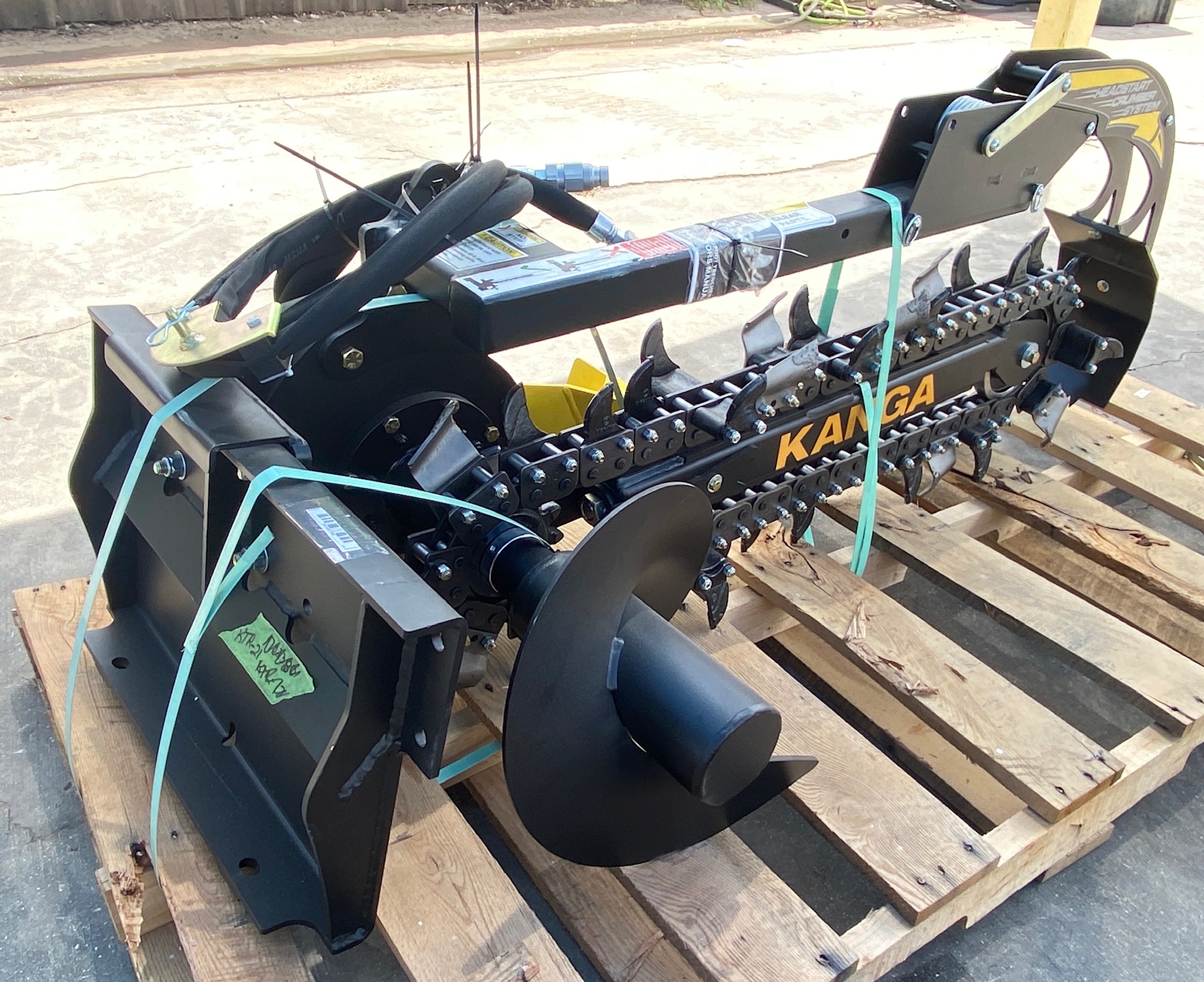 KANGA KTR /  DIGGA MINI BIG FOOT TRENCHER 8 IN COMBO CHAIN