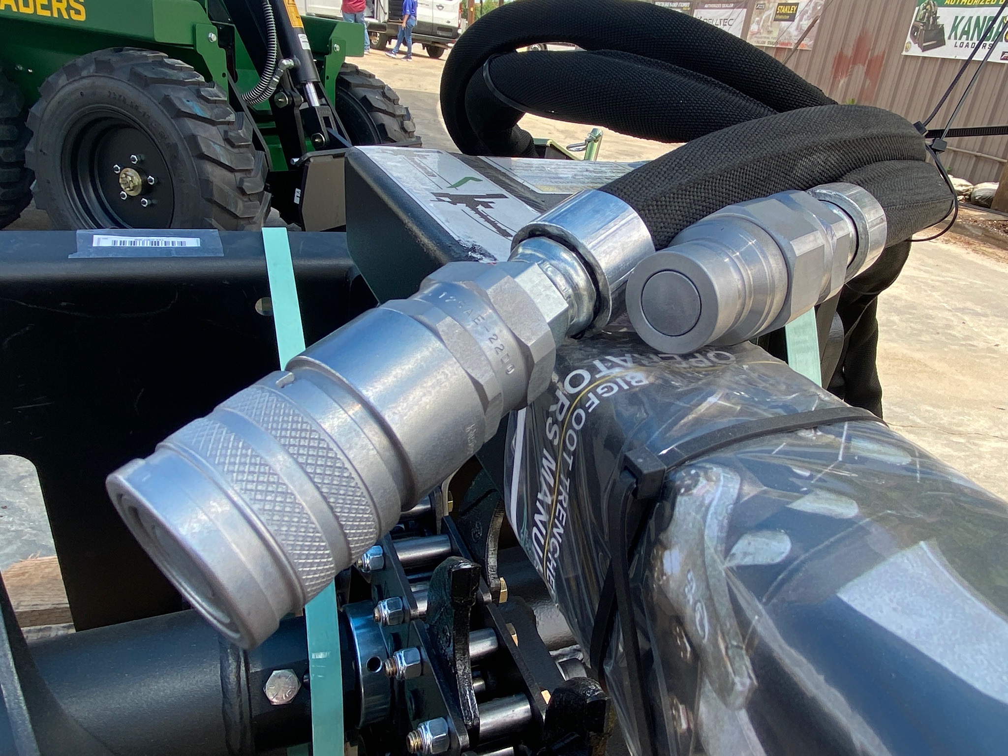 KANGA KTR /  DIGGA MINI BIG FOOT TRENCHER 8 IN COMBO CHAIN