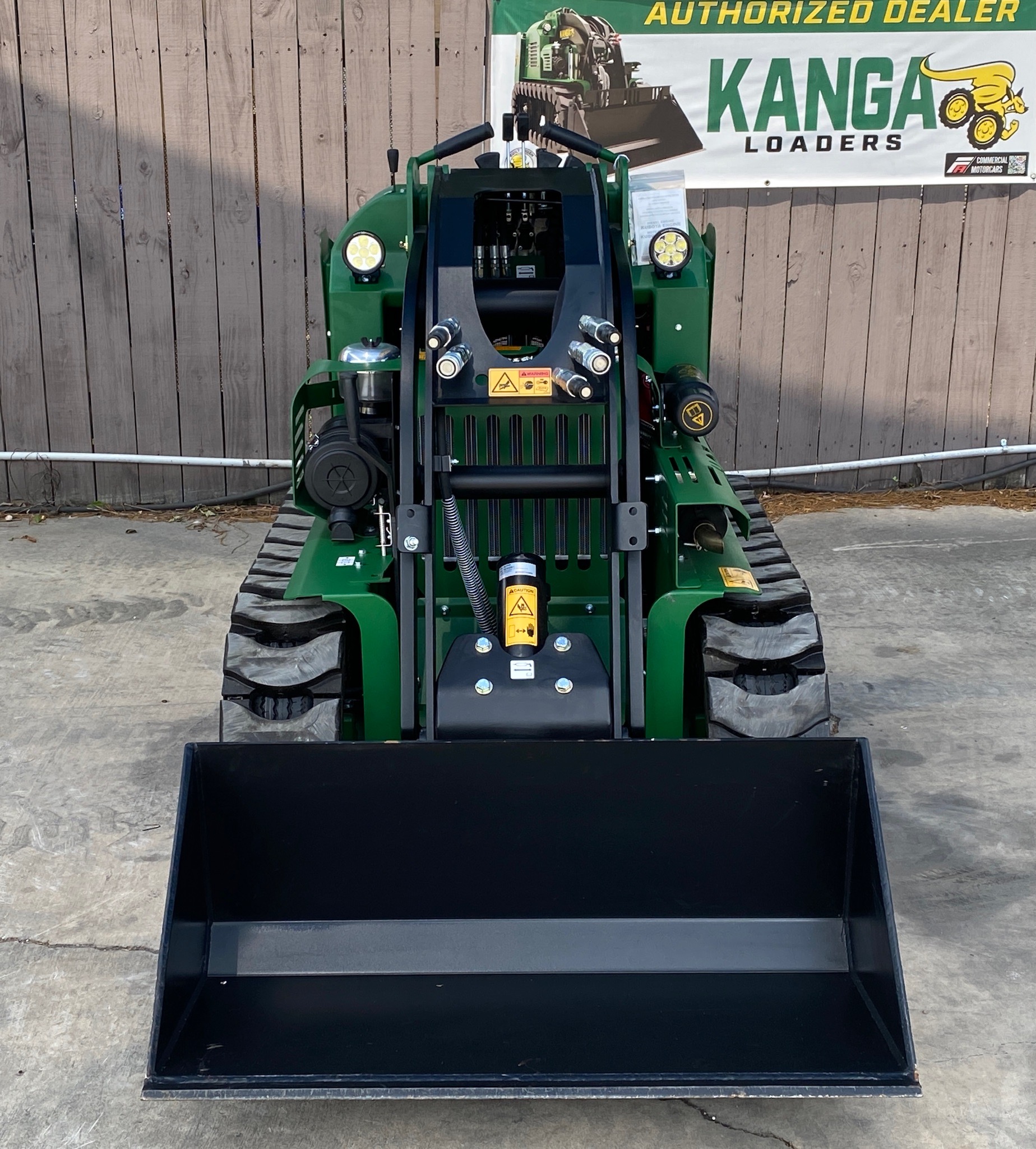 KANGA DT-828 DIESEL TRACK LOADER
