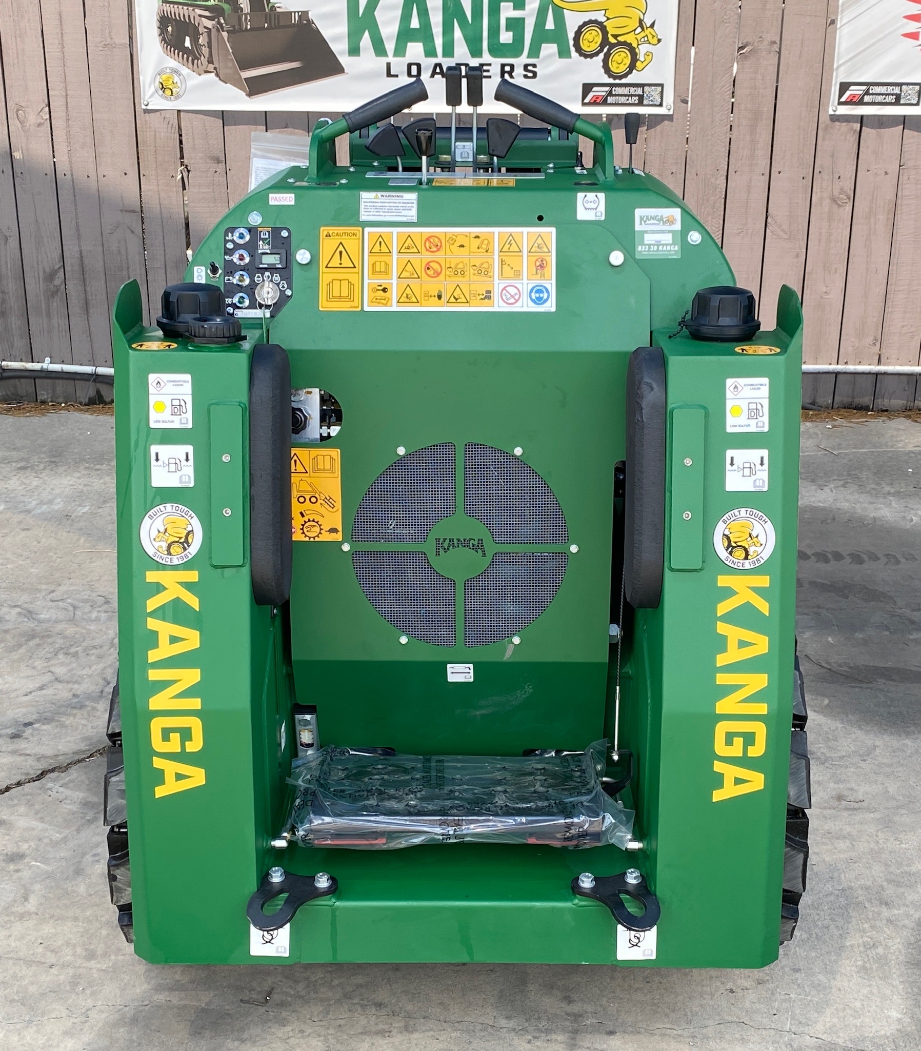KANGA DT-828 DIESEL TRACK LOADER