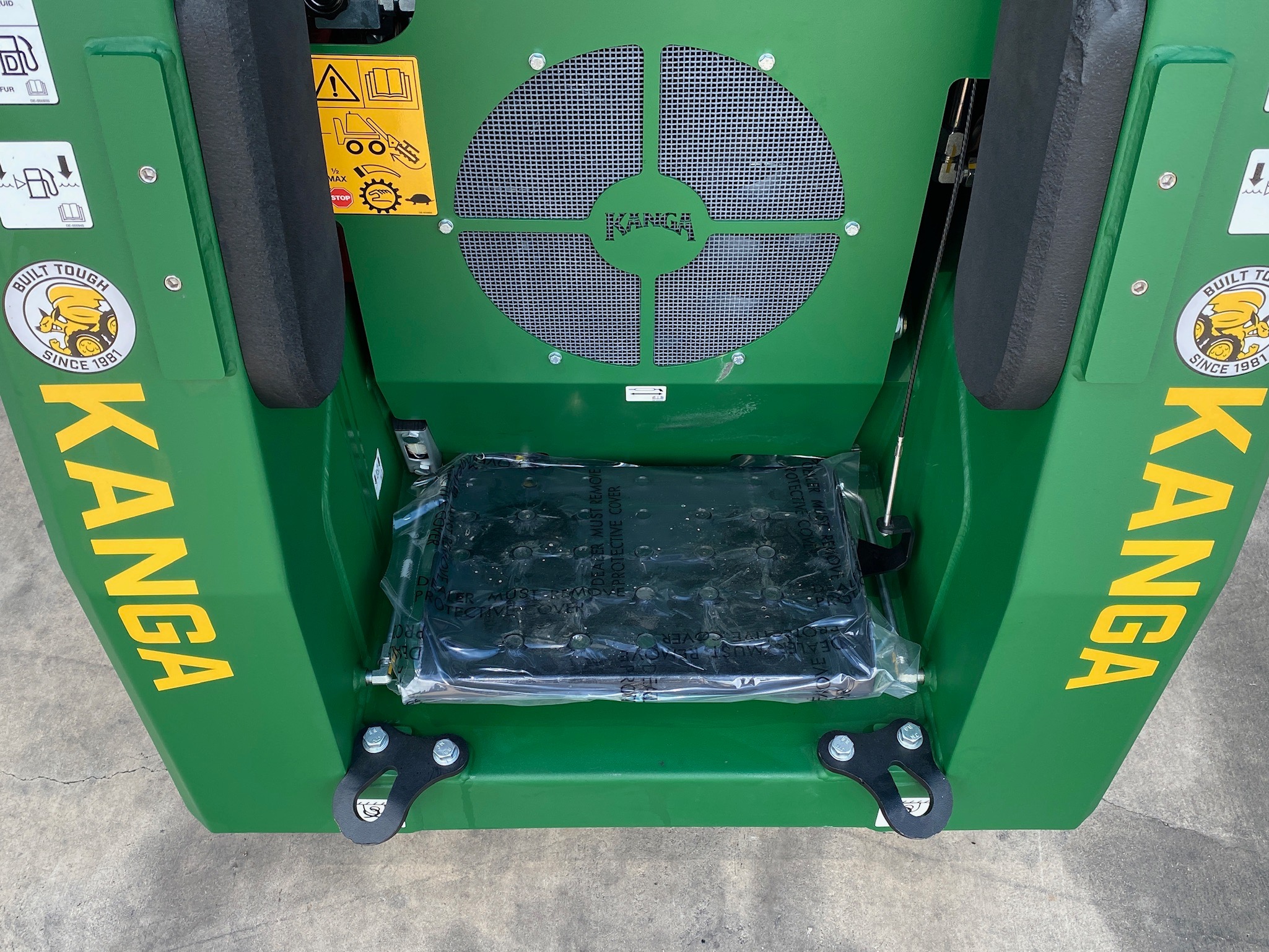 KANGA DT-828 DIESEL TRACK LOADER