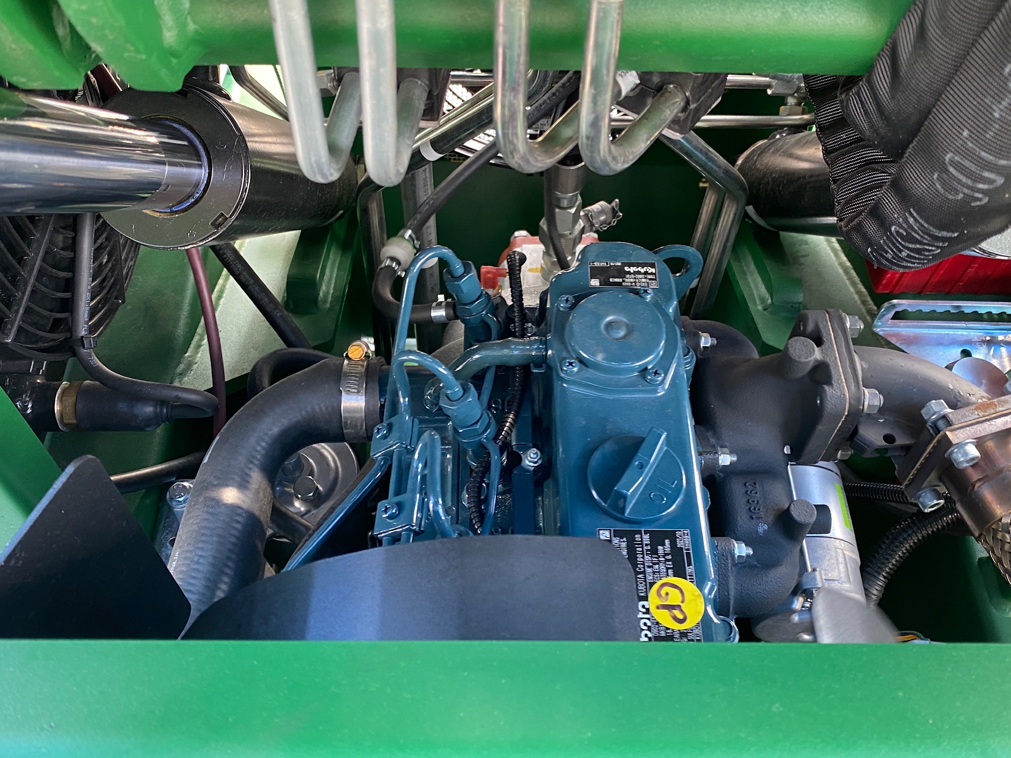 KANGA DT-828 DIESEL TRACK LOADER