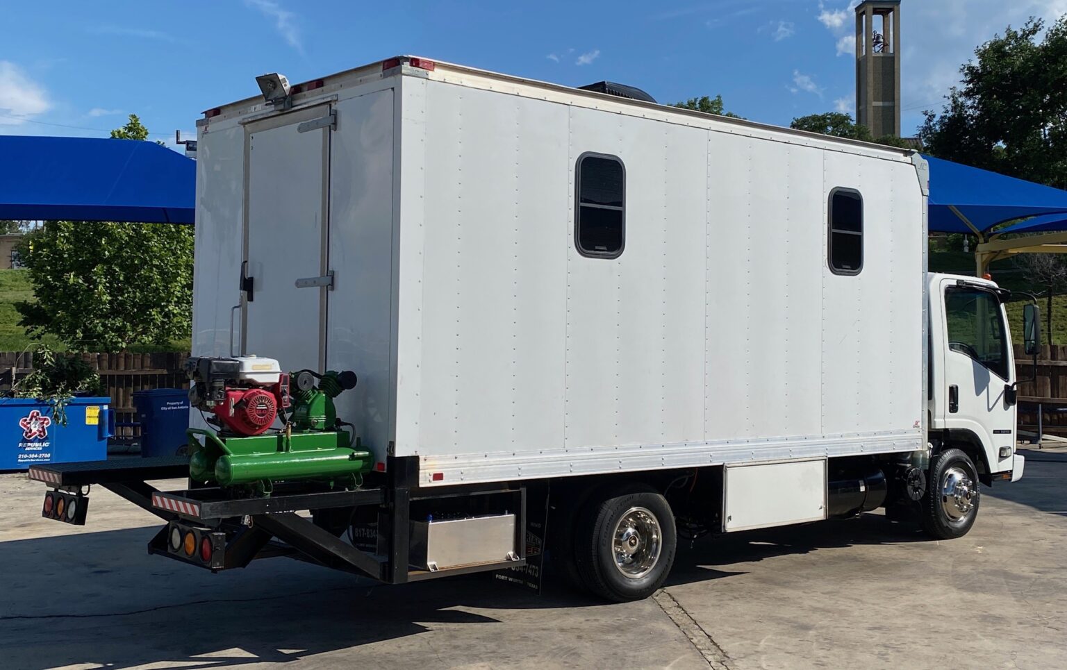 ISUZU NPR Diesel __ Mobile Shop / Office Truck! __