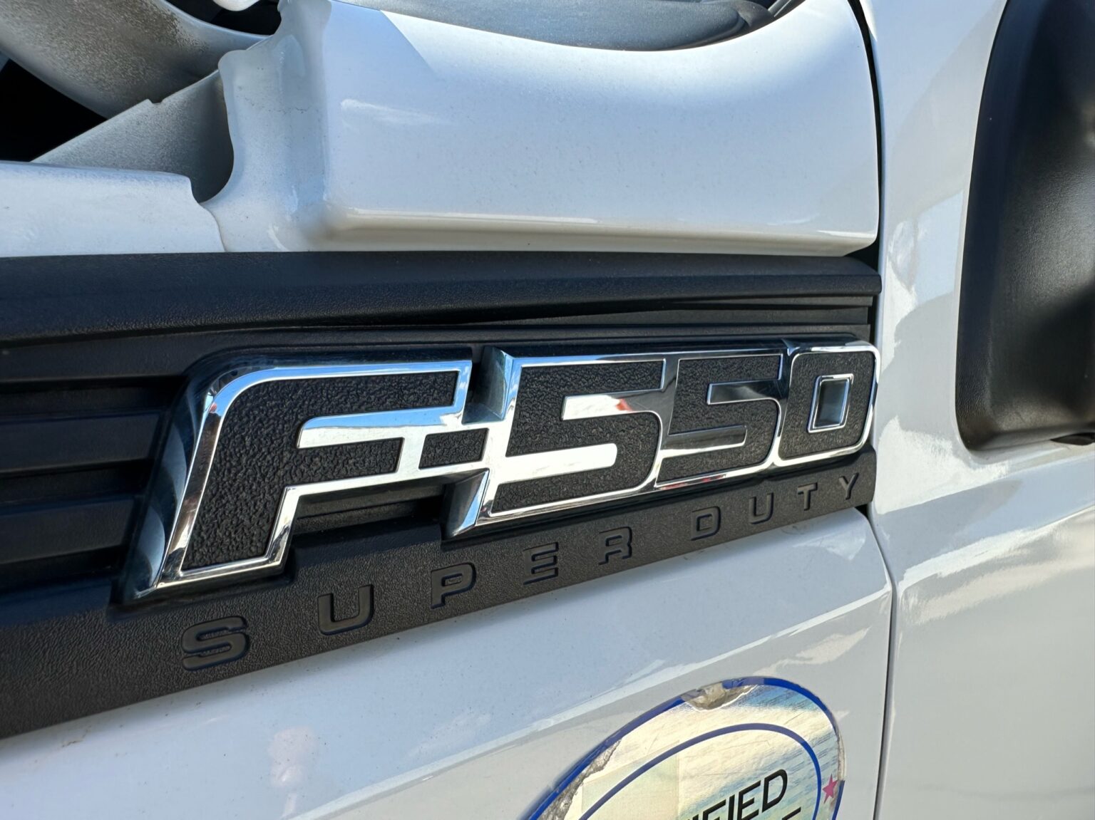 2016 FORD F-550 SUPER CAB 4-DOOR  ___  NEW LANDSCAPE DUMP BED ! __ 1-OWNER TRUCK !