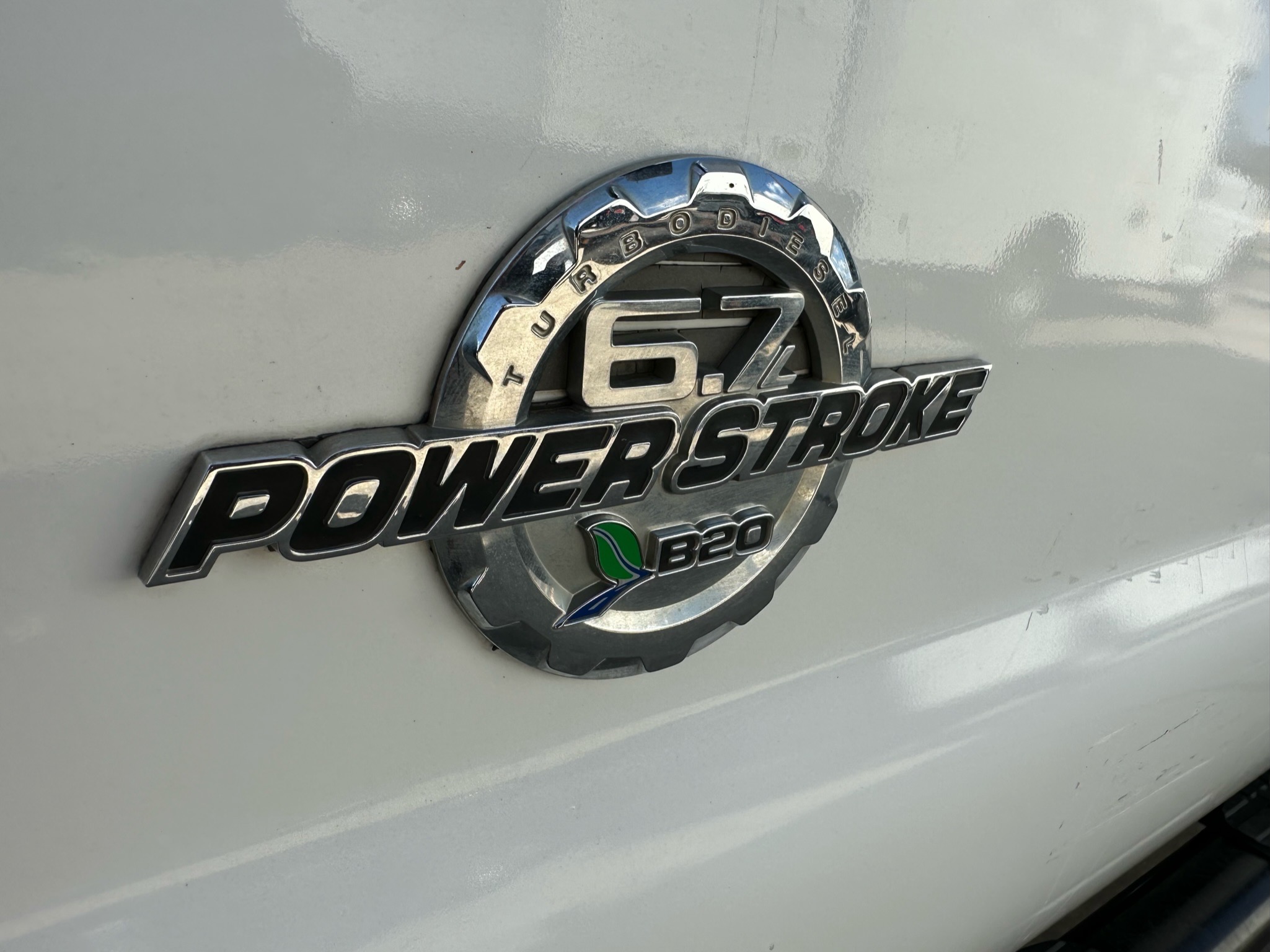 2016 FORD F-550 SUPER CAB 4-DOOR  ___  NEW LANDSCAPE DUMP BED ! __ 1-OWNER TRUCK !