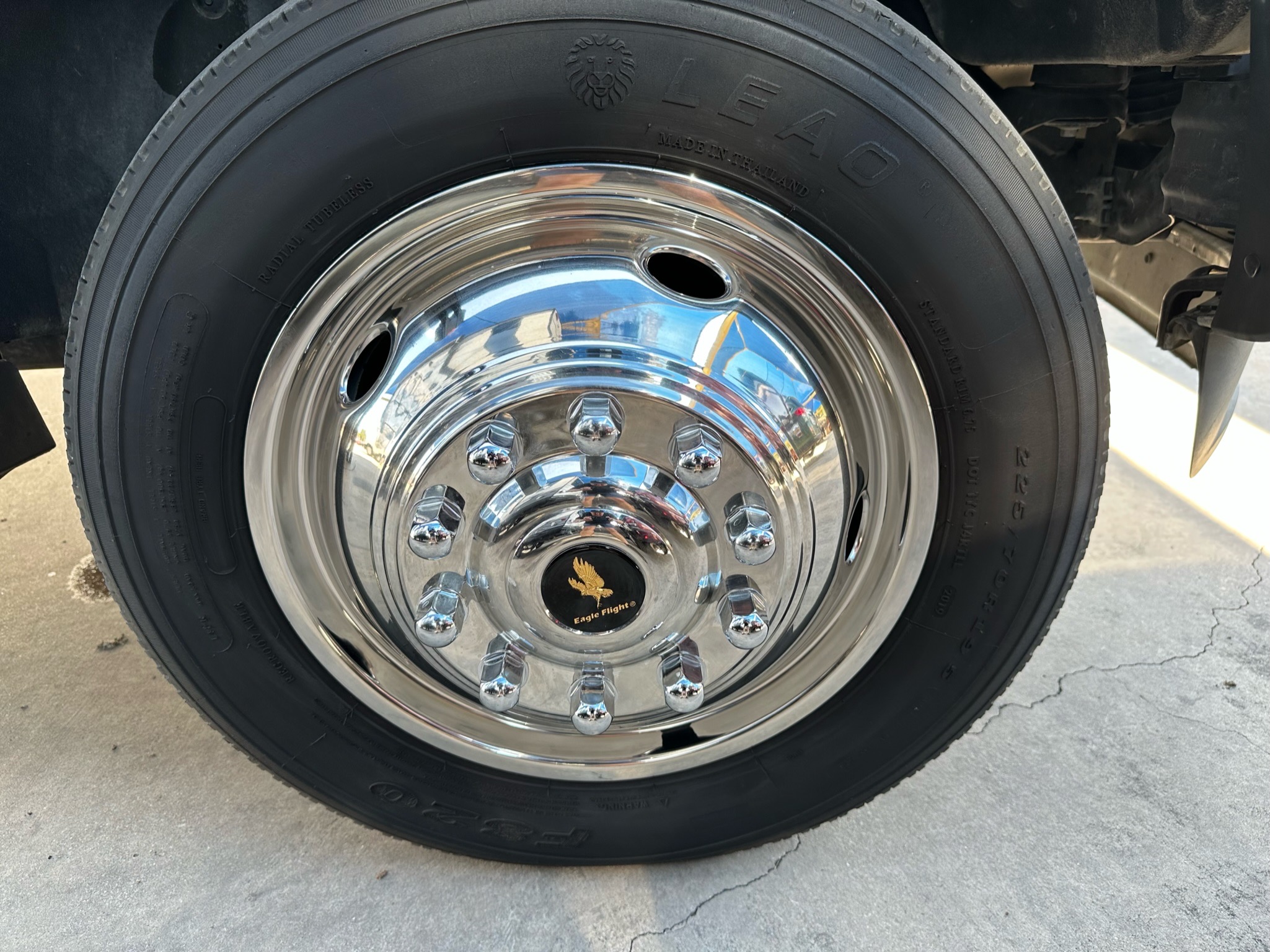 2016 FORD F-550 SUPER CAB 4-DOOR  ___  NEW LANDSCAPE DUMP BED ! __ 1-OWNER TRUCK !