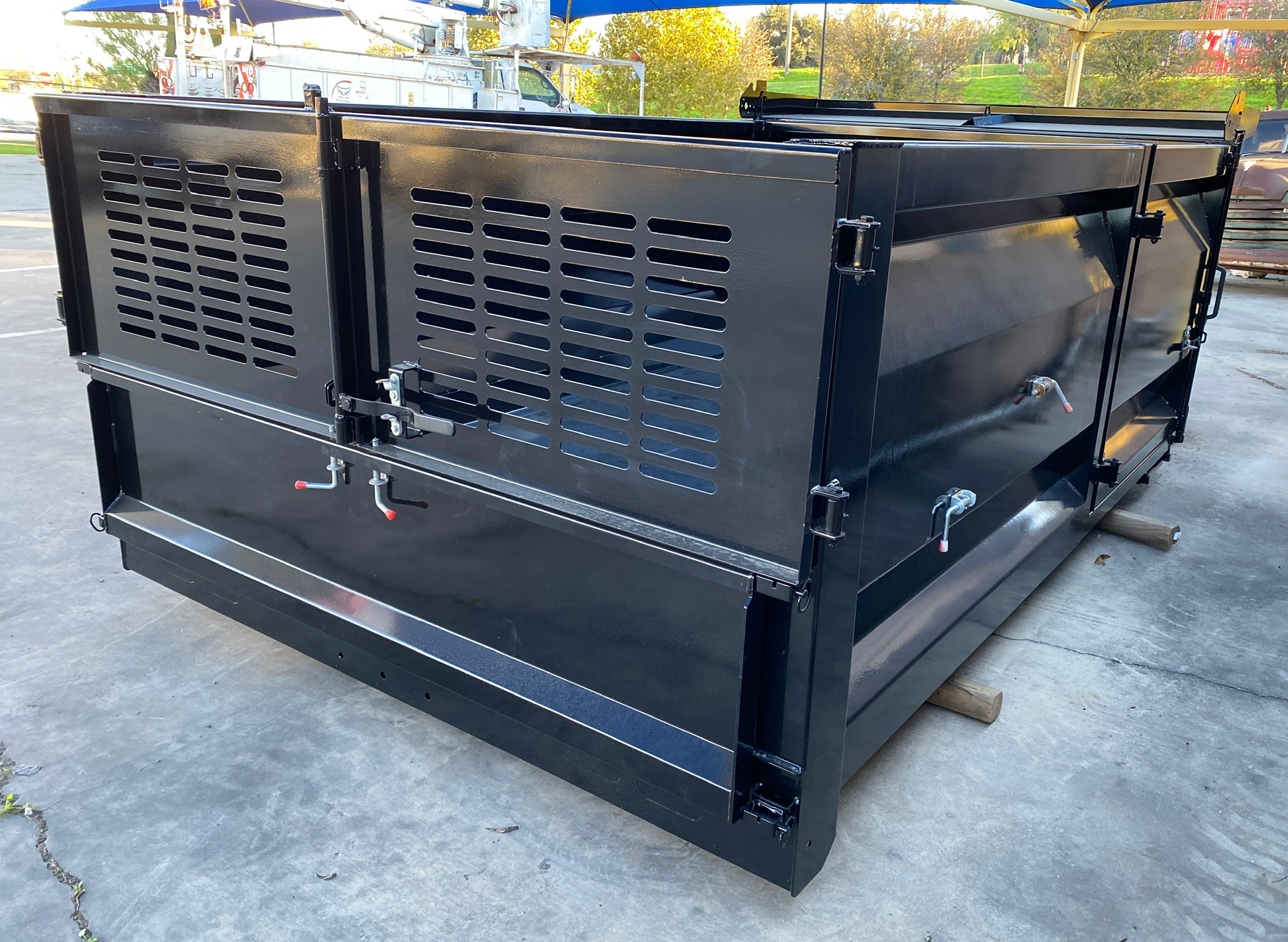 New Brandon MFG Landscape Dump Body